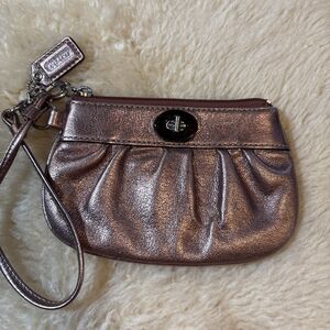Coach Poppy Rose Gold Metallic Leather Wristlet Faux Turnlock